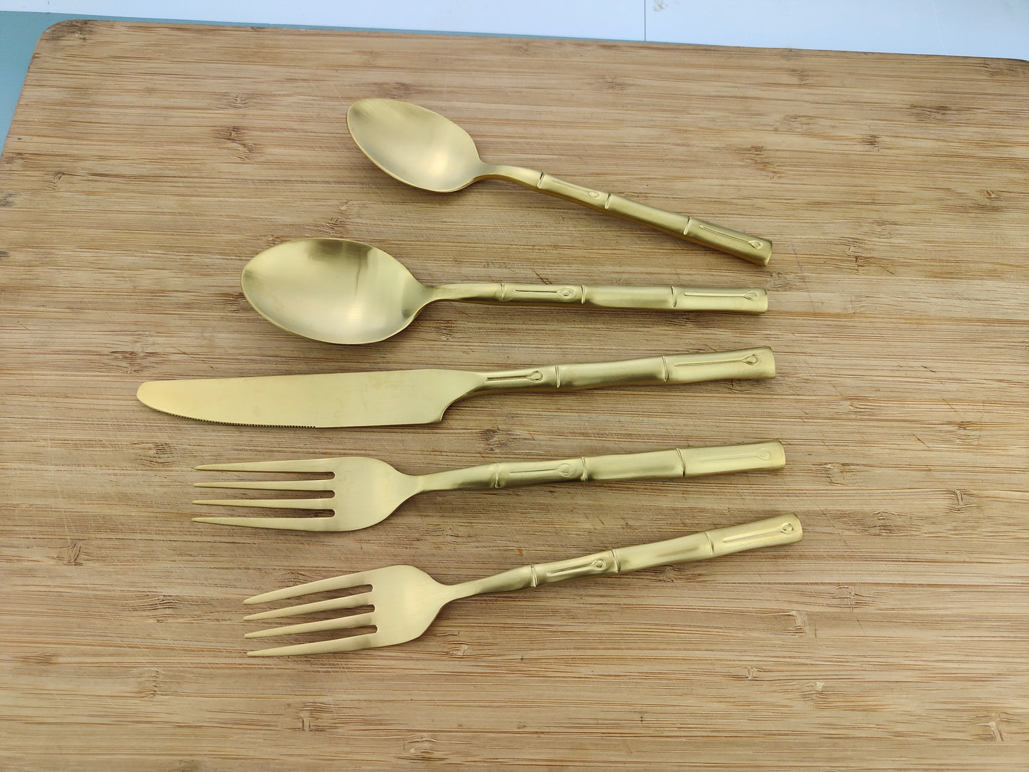 ALL JOY LIFE Bamboo Gold Forged Manual Polishing Flatware Set Silverware Set Stainless Steel with 20 Pieces Dishwasher Safe Home Hotel Restaurant Use Wedding Housewarming Gift Service for 4