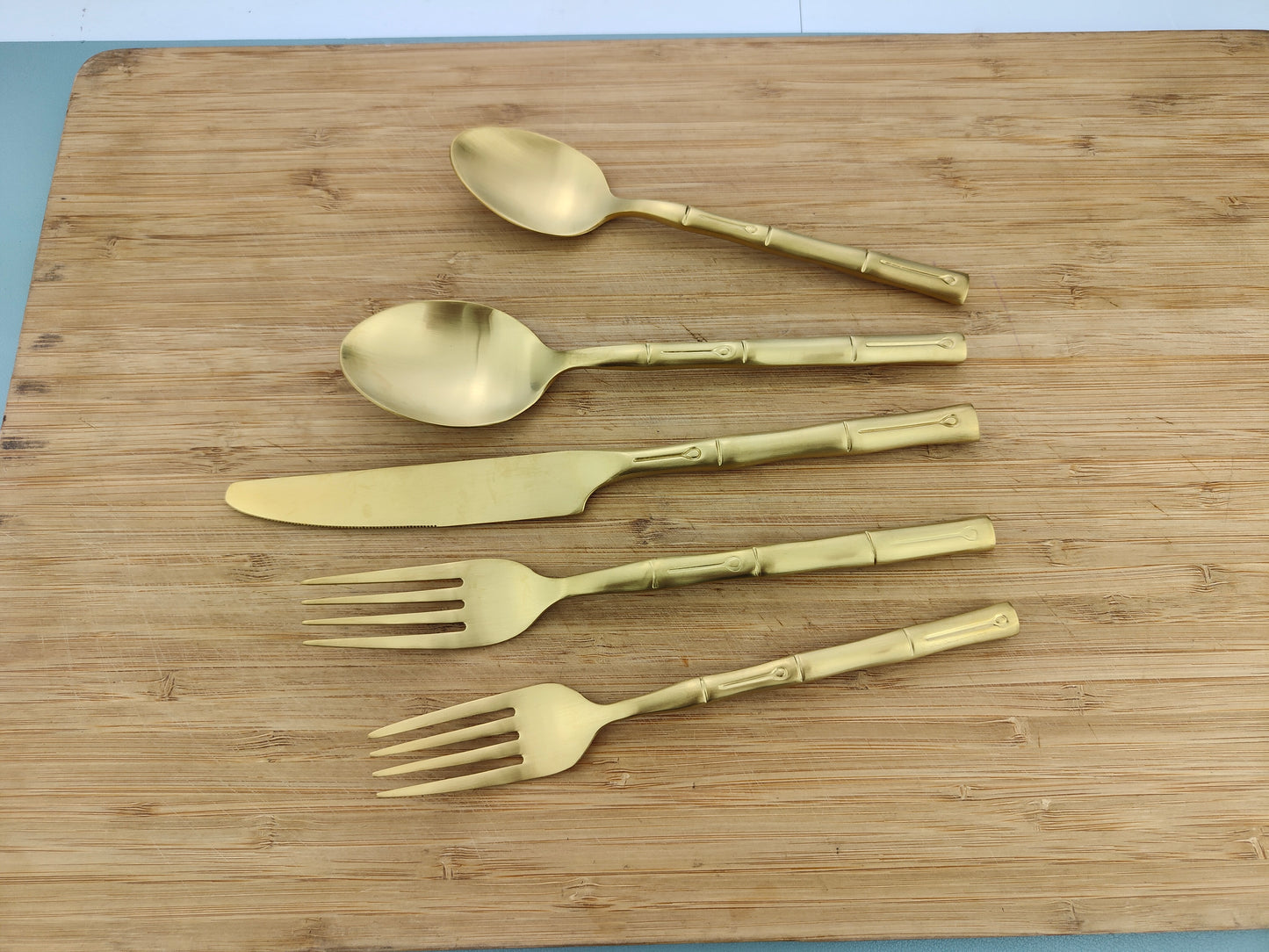 ALL JOY LIFE Bamboo Gold Forged Manual Polishing Flatware Set Silverware Set Stainless Steel with 20 Pieces Dishwasher Safe Home Hotel Restaurant Use Wedding Housewarming Gift Service for 4